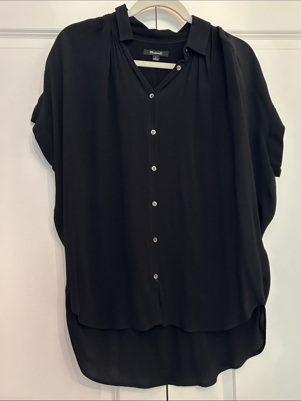 Madewell Black Short-Sleeve Button-Down Blouse